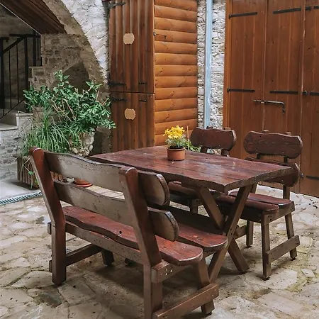 Lazaros Stonehouse Vendégház Páno Léfkara