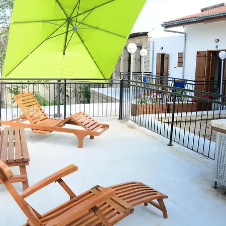 Guest house Lazaros Stonehouse