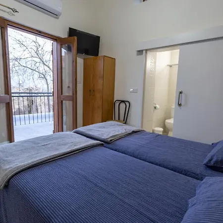 Lazaros Stonehouse 4*