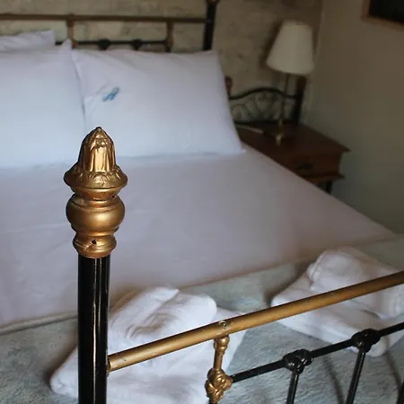 Lazaros Stonehouse بيت ضيافة 4*