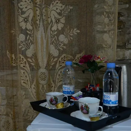 Lazaros Stonehouse Πανσιόν 4*