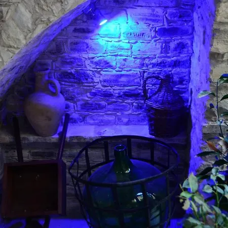 Lazaros Stonehouse