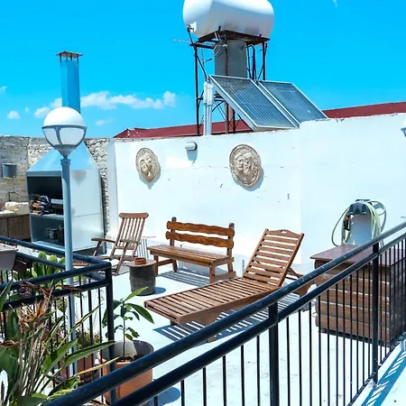 Guest house Lazaros Stonehouse 4*