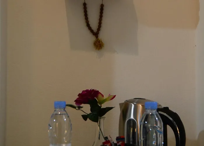 Lazaros Stonehouse 4*