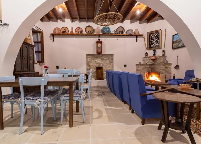 Lazaros Stonehouse Pensiune