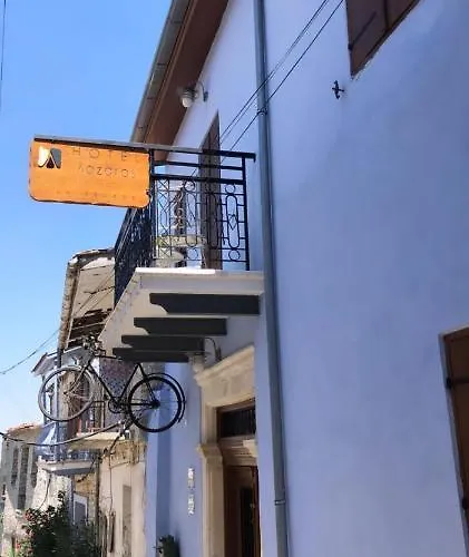 Lazaros Stonehouse 4*