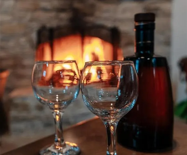 Lazaros Stonehouse 4*