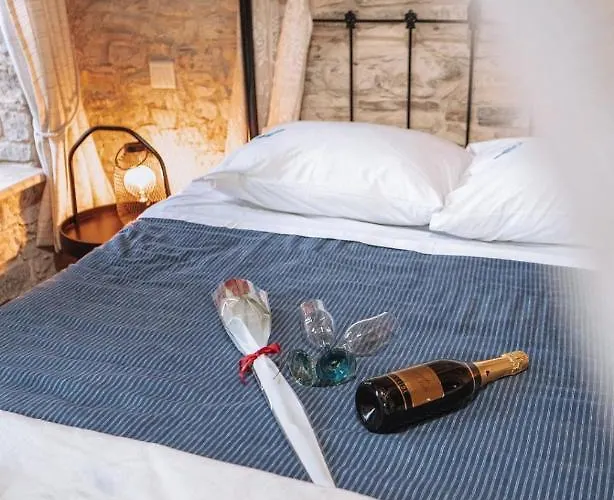 Pensiune Lazaros Stonehouse