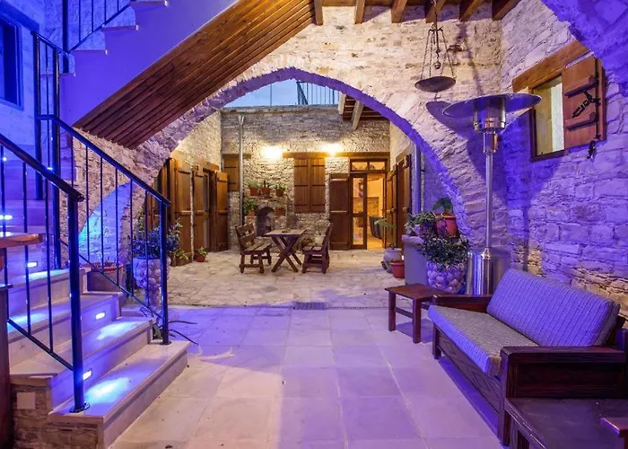 Lazaros Stonehouse Penzion 4*